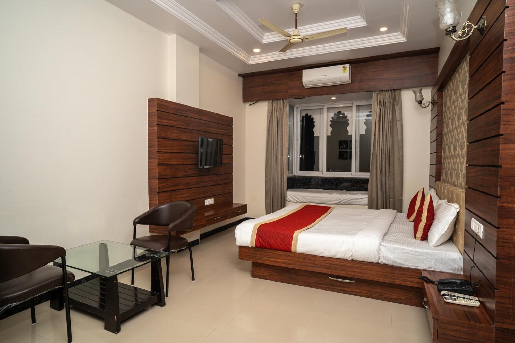 Tiger'S Trail Hotel & Food Court Kumbhalgarh Exterior photo